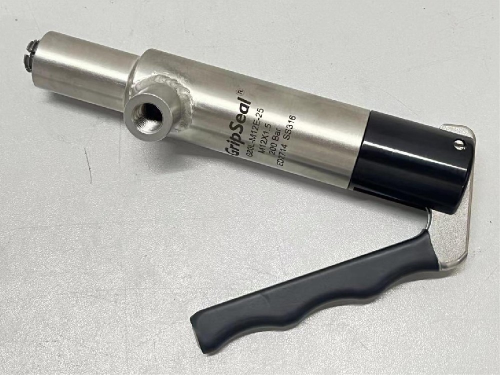 格雷希爾G80內螺紋快速密封連接器電機控制器外殼密封方法